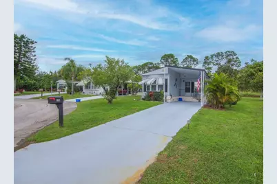 196 W Caribbean, Port Saint Lucie, FL 34952 - Photo 3