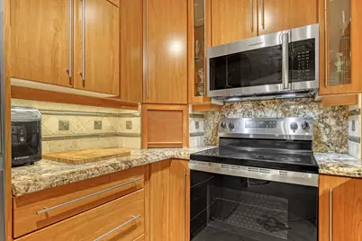 125 S Ocean Avenue #304, Palm Beach Shores, FL 33404 - Photo 7