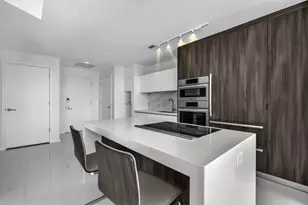 851 NE 1st Ave, Miami, FL 33132 - Photo 5