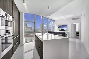 851 NE 1st Ave, Miami, FL 33132 - Photo 3