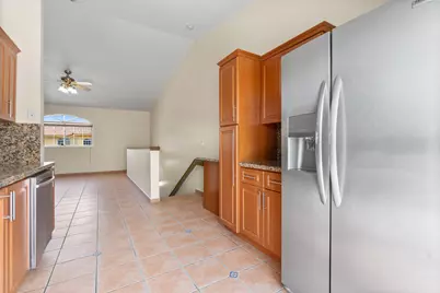 7520 W 20th Avenue #206, Hialeah, FL 33016 - Photo 9