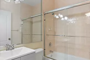7520 W 20th Ave, Hialeah, FL 33016 - Photo 19