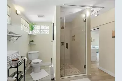 1449 NE 23rd Street, Wilton Manors, FL 33305 - Photo 23