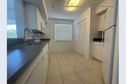 165 NW 96th Terrace #3-207, Pembroke Pines, FL 33024 - Photo 31