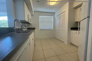 165 NW 96th Terrace, Pembroke Pines, FL 33024 - Photo 31