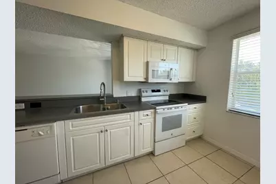 165 NW 96th Terrace #3-207, Pembroke Pines, FL 33024 - Photo 17