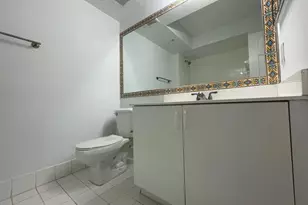 165 NW 96th Terrace, Pembroke Pines, FL 33024 - Photo 23