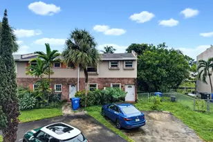 247 Sunshine Dr, Coconut Creek, FL 33066 - Photo 25