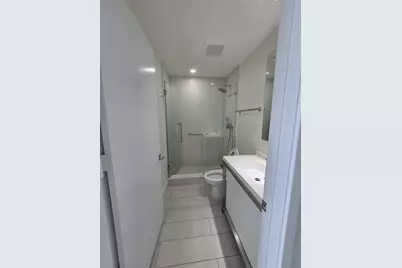 2000 Metropica Way #2401, Sunrise, FL 33323 - Photo 7