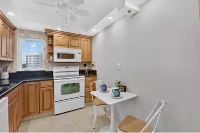 3215 S Ocean Boulevard #501, Highland Beach, FL 33487 - Photo 11