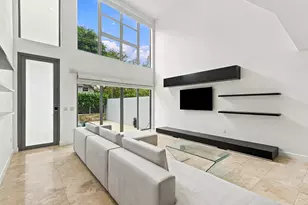 1703 NE 5th Ct, Fort Lauderdale, FL 33301 - Photo 5