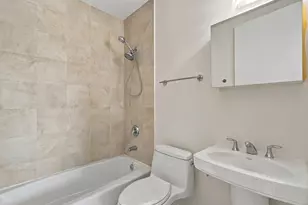 1703 NE 5th Ct, Fort Lauderdale, FL 33301 - Photo 19