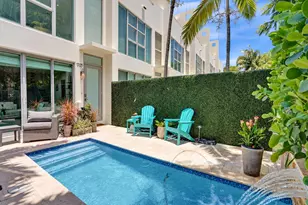 1703 NE 5th Ct, Fort Lauderdale, FL 33301 - Photo 1
