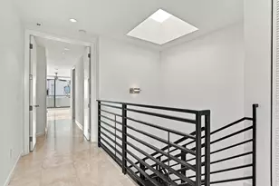 1703 NE 5th Ct, Fort Lauderdale, FL 33301 - Photo 21