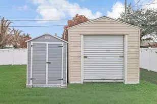 1066 SW Coleman Ave, Port Saint Lucie, FL 34953 - Photo 21