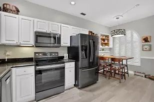 457 W Palm Aire Dr, Pompano Beach, FL 33069 - Photo 17