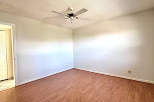 10207 Sunrise Lakes Blvd, Sunrise, FL 33322 - Photo 25
