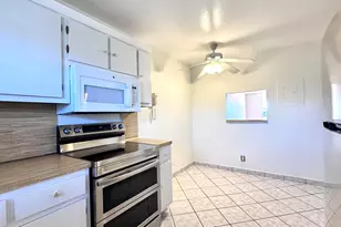 10207 Sunrise Lakes Blvd, Sunrise, FL 33322 - Photo 9