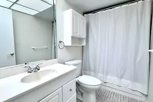 10207 Sunrise Lakes Blvd, Sunrise, FL 33322 - Photo 23