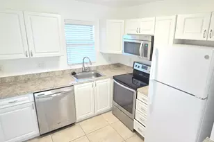 9355 SW 8th St, Boca Raton, FL 33428 - Photo 3