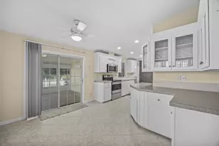 7653 McClintock Way, Port Saint Lucie, FL 34952 - Photo 13