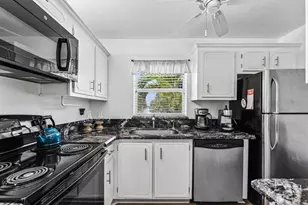 207 Tropic Isle Dr, Delray Beach, FL 33483 - Photo 9