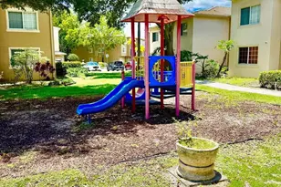 500 Crestwood Ct N, Royal Palm Beach, FL 33411 - Photo 23