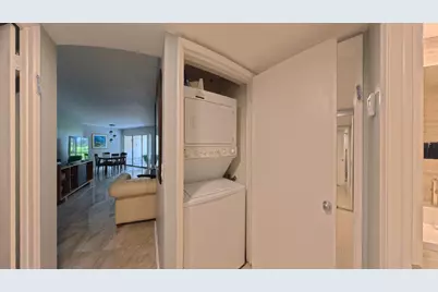 5650 Camino Del Sol #101, Boca Raton, FL 33433 - Photo 17