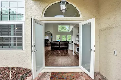 9645 E Tree Tops Court, Davie, FL 33328 - Photo 11