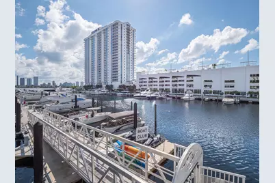 17211 Biscayne Boulevard, Aventura, FL 33160 - Photo 5