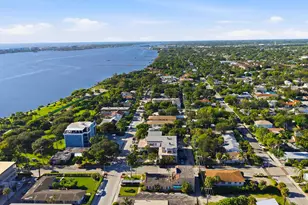 201 S Lakeside Dr, Lake Worth Beach, FL 33460 - Photo 15
