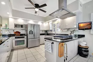 124 S Palmway, Lake Worth Beach, FL 33460 - Photo 13