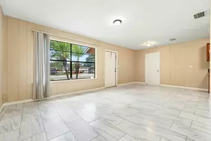 816 NE 22nd St, Belle Glade, FL 33430 - Photo 3