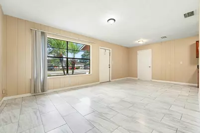 816 NE 22nd Street, Belle Glade, FL 33430 - Photo 3