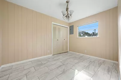 816 NE 22nd Street, Belle Glade, FL 33430 - Photo 11