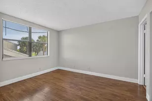 724 Executive Center Dr, West Palm Beach, FL 33401 - Photo 27
