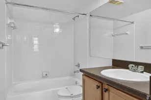 724 Executive Center Dr, West Palm Beach, FL 33401 - Photo 31