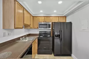724 Executive Center Dr, West Palm Beach, FL 33401 - Photo 23