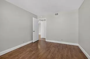 724 Executive Center Dr, West Palm Beach, FL 33401 - Photo 33