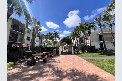 700 Executive Center Drive #211, West Palm Beach, FL 33401 - Photo 15