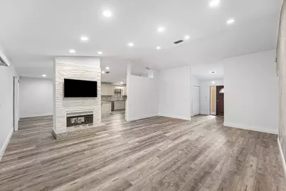 13853 Sheffield Street, Wellington, FL 33414 - Photo 9