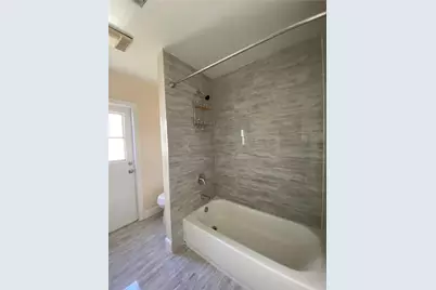 7408 NW 48th Court, Lauderhill, FL 33319 - Photo 19