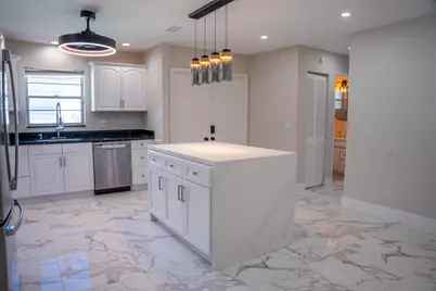 20848 Concord Green Drive W, Boca Raton, FL 33433 - Photo 3