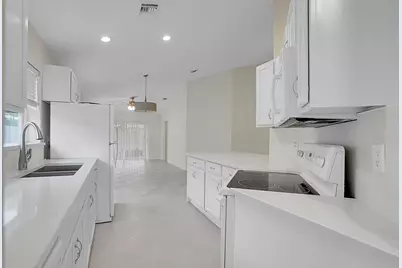 5215 Grande Palm Circle, Delray Beach, FL 33484 - Photo 13