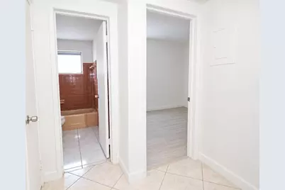 2401 NE 10th Street #2, Pompano Beach, FL 33062 - Photo 15