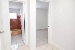 2401 NE 10th St, Pompano Beach, FL 33062 - Photo 15