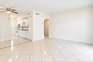 2401 NE 10th St, Pompano Beach, FL 33062 - Photo 13