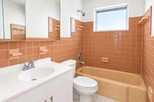 2401 NE 10th St, Pompano Beach, FL 33062 - Photo 17