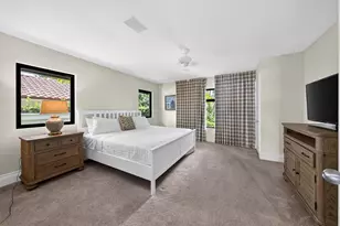 2561 Lucille Dr, Fort Lauderdale, FL 33316 - Photo 33