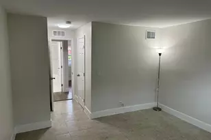 4730 NW 10th Ct, Plantation, FL 33313 - Photo 9